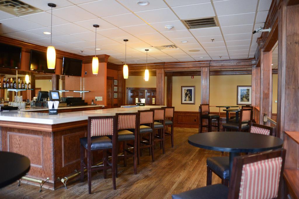 Charleston Airport Hotel North Charleston Restaurant photo