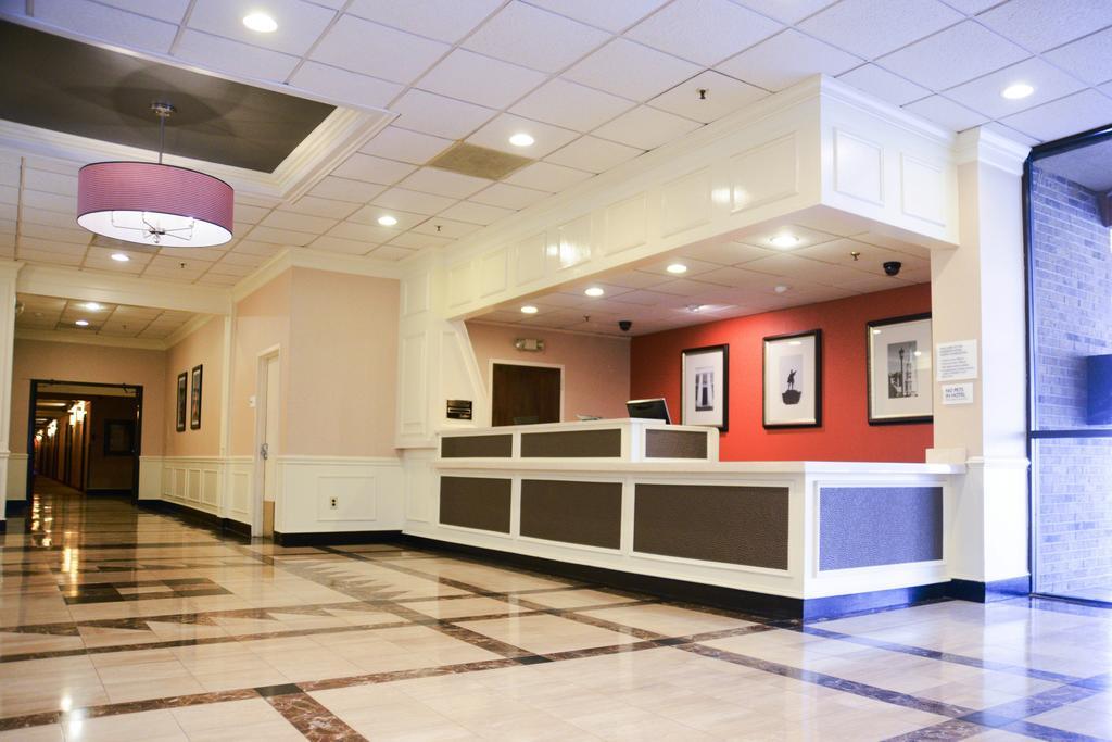 Charleston Airport Hotel North Charleston Exterior photo